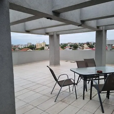 Happy Residence Craiova Extérieur photo